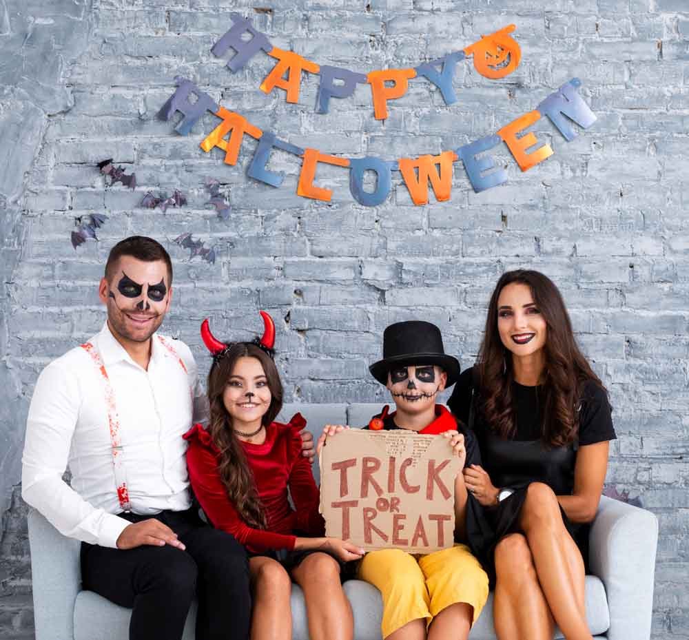 halloween-family-photoshoot-ideas