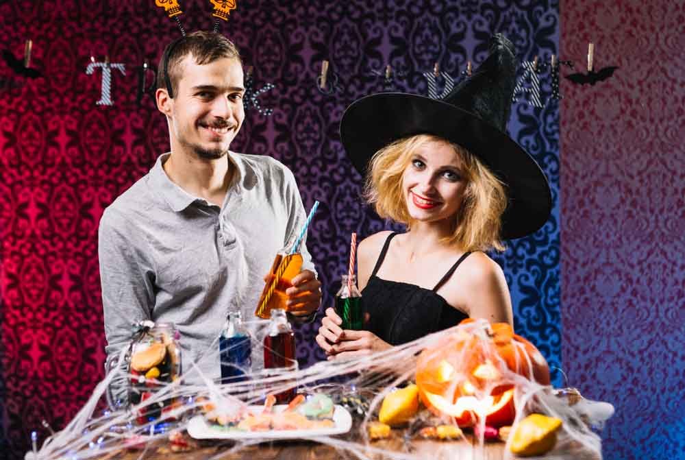 halloween-photoshoot-ideas-for-couples
